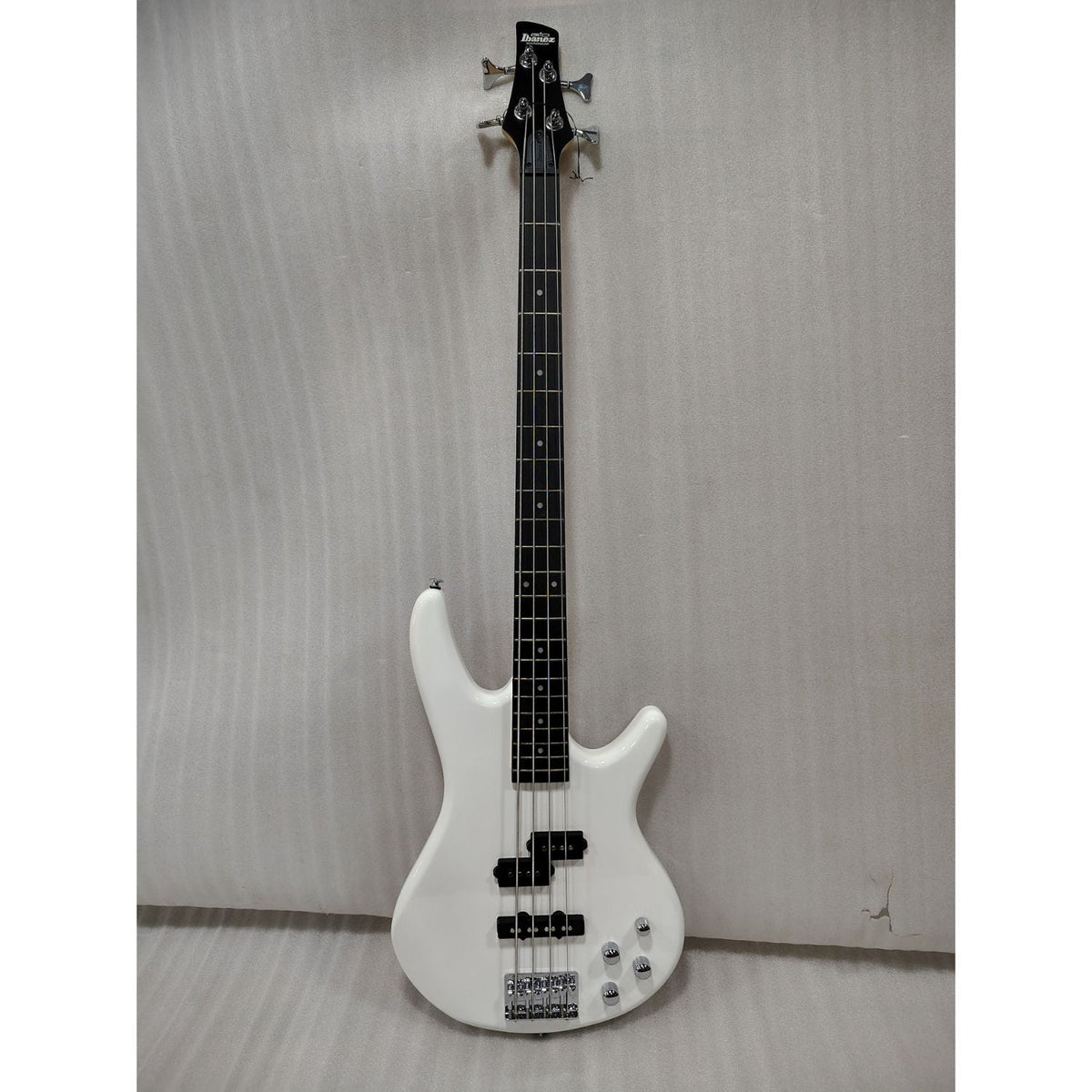 Ibanez GSR200 SR Gio Series 4-String Bass Guitar - Open Box