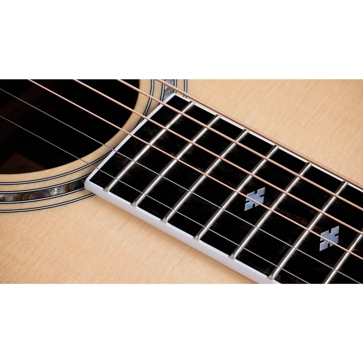 Taylor Legacy 815e Jumbo 6 String Electric Acoustic Guitar