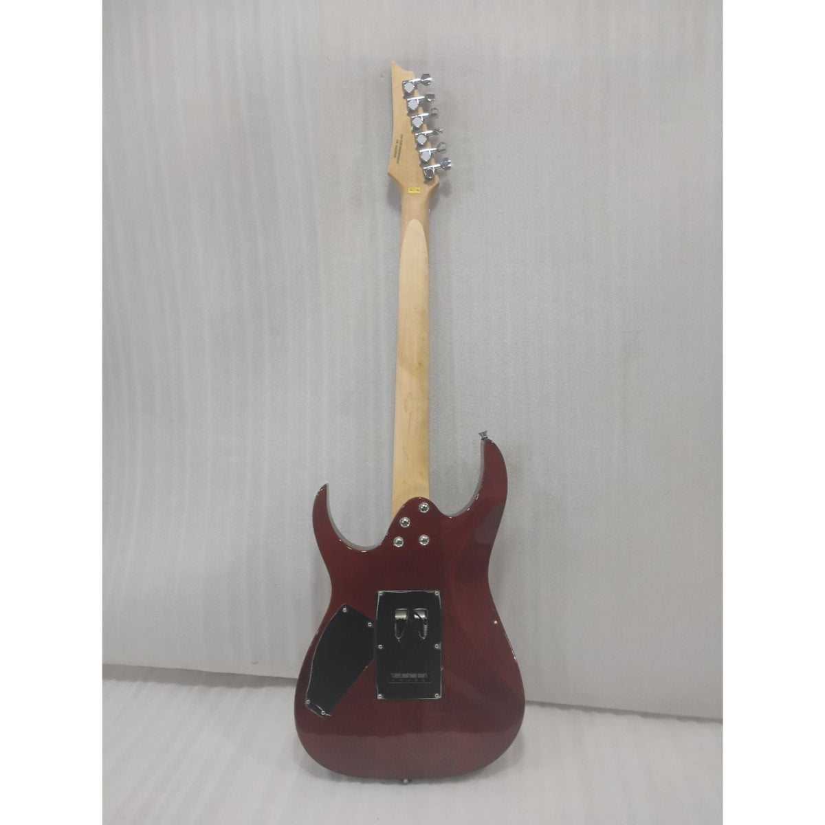Vault Performer Pro RG 6 String Electric Guitar - High Gloss Solid Mahogany - Open Box