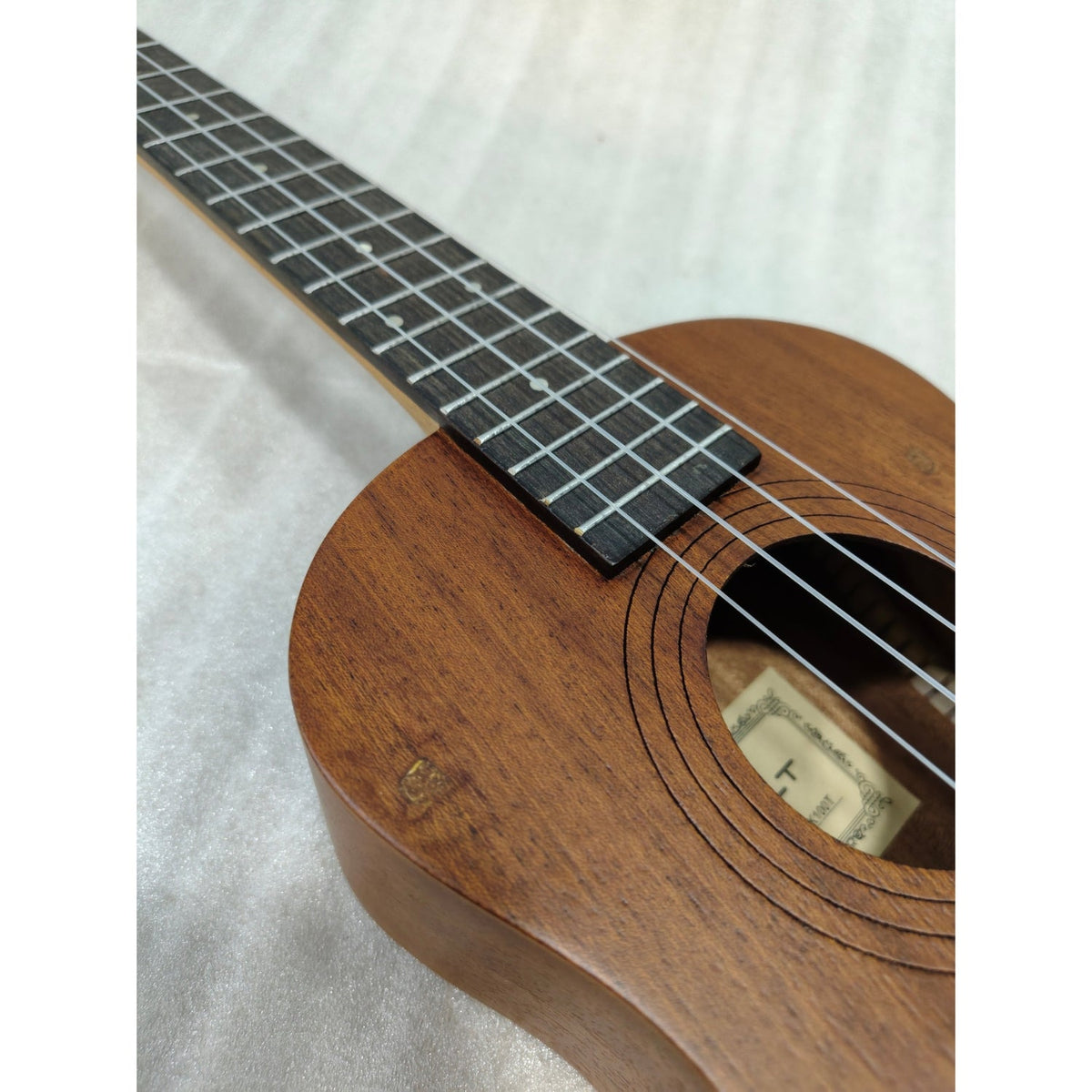 Vault UK-100T 26-inch Arched Back Tenor Ukulele - Open Box B Stock