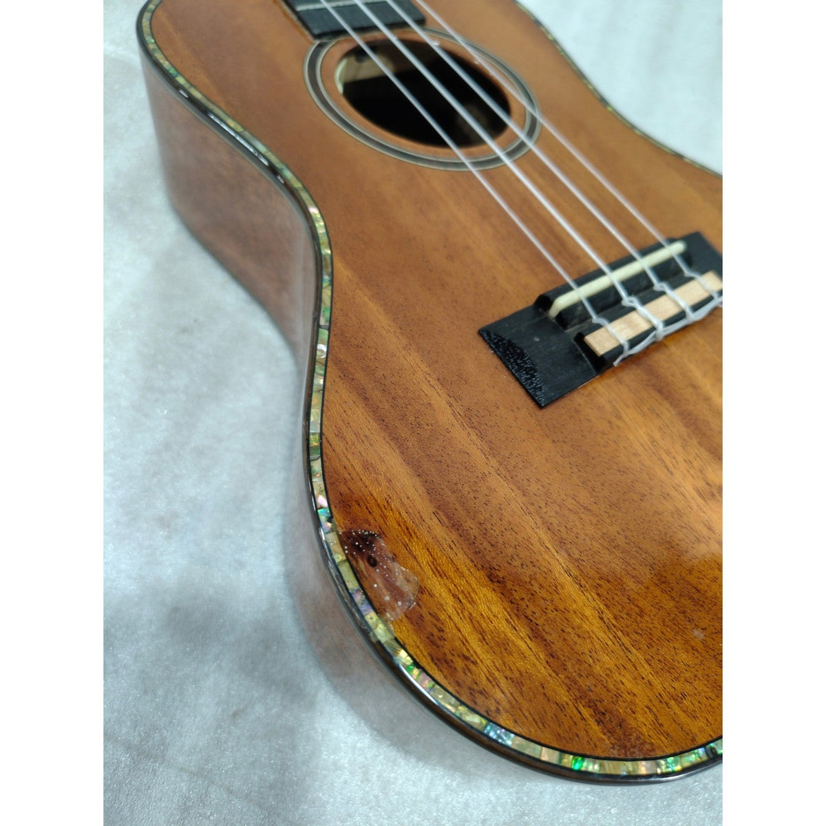 Vault Performer Pro 24" All Solid Mahogany Premium Concert Ukulele - Open Box B Stock