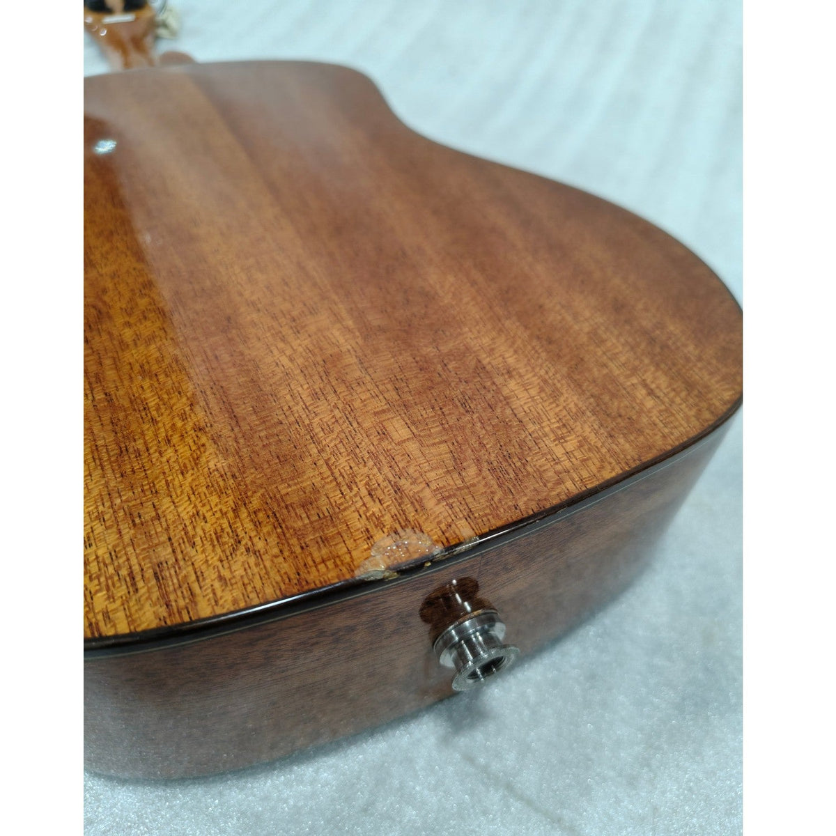 Vault Performer Pro 24" All Solid Mahogany Premium Concert Ukulele - Open Box B Stock
