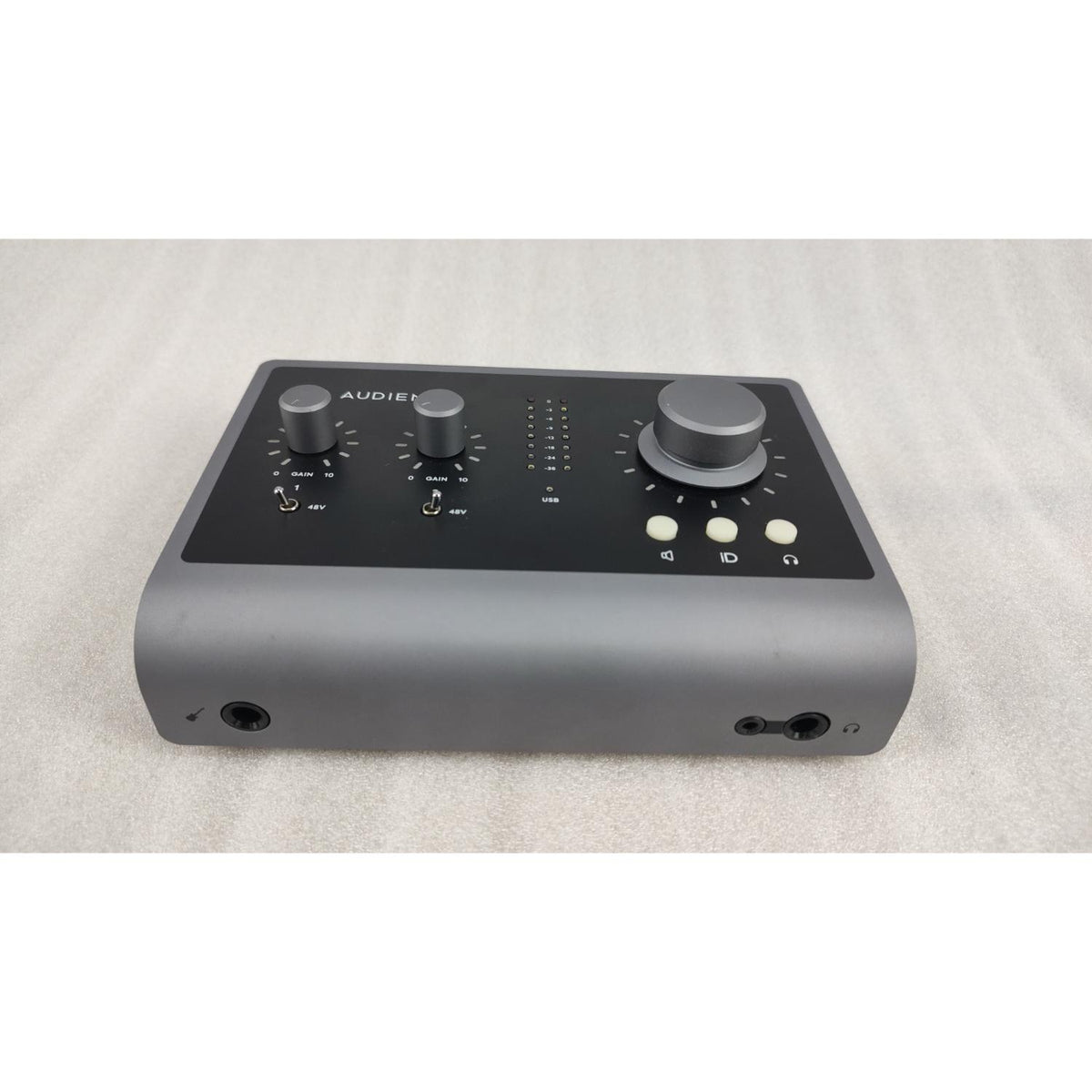 Audient ID14 MKII 10 In- 6 Out High Performance Audio Interface with Software Bundle - Open Box