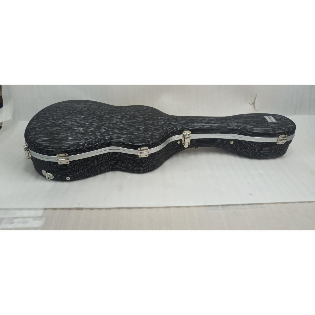 Bajaao Classical Guitar Lightweight ABS Case - Open Box B Stock