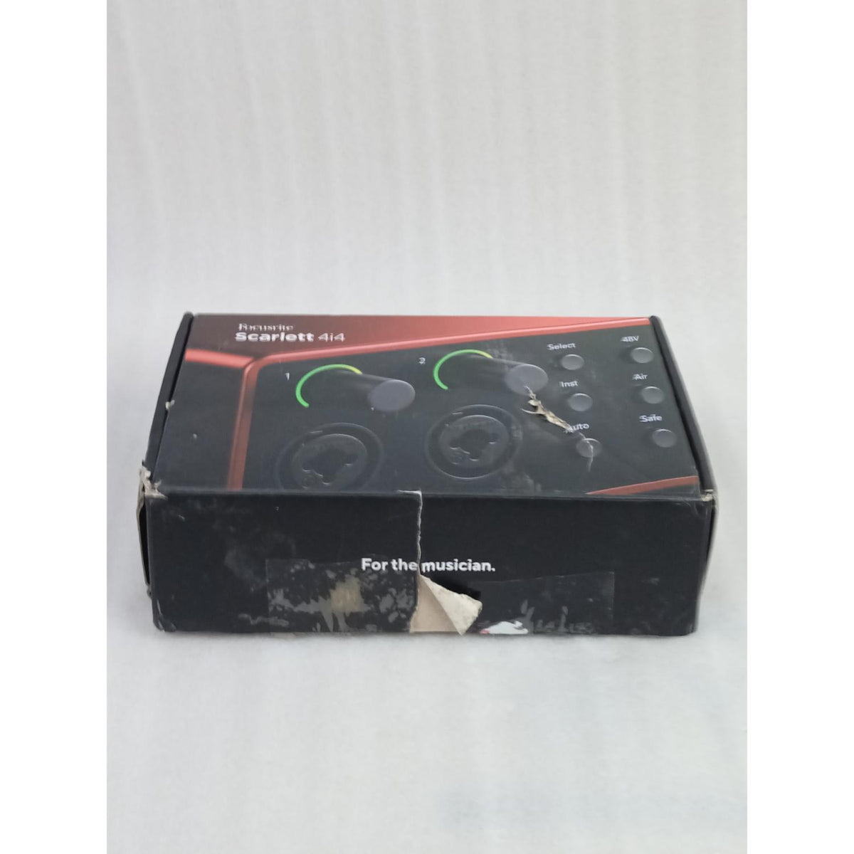 Focusrite Scarlett 4i4 4th Gen Audio Interface - Open Box