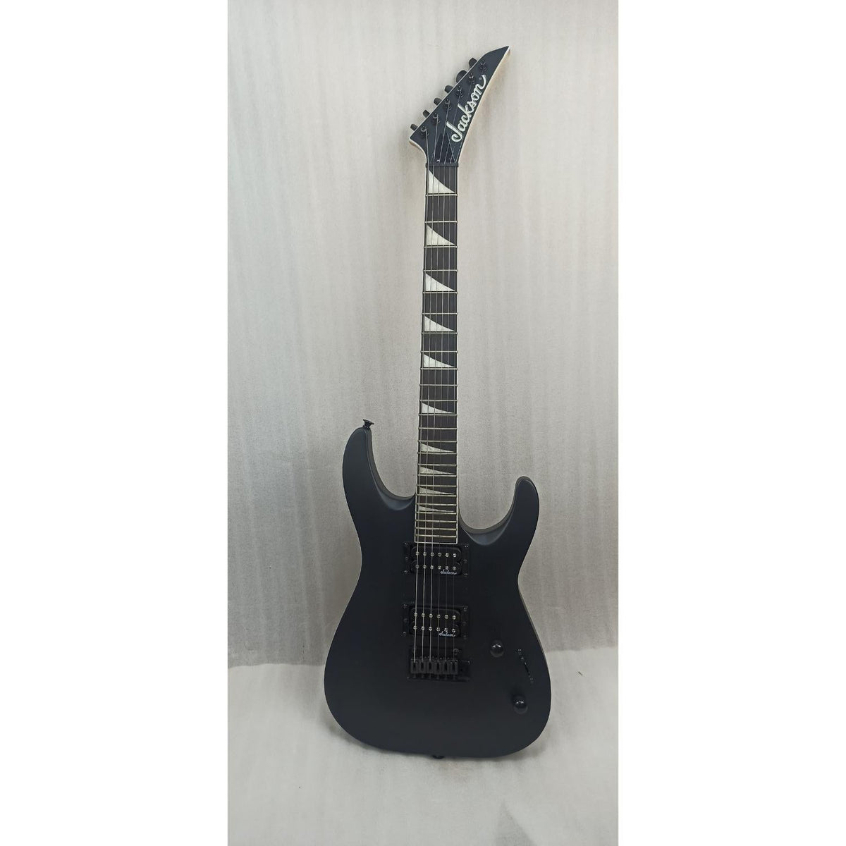 Jackson JS22 DKA Dinky Arch Top Electric Guitar - Open Box