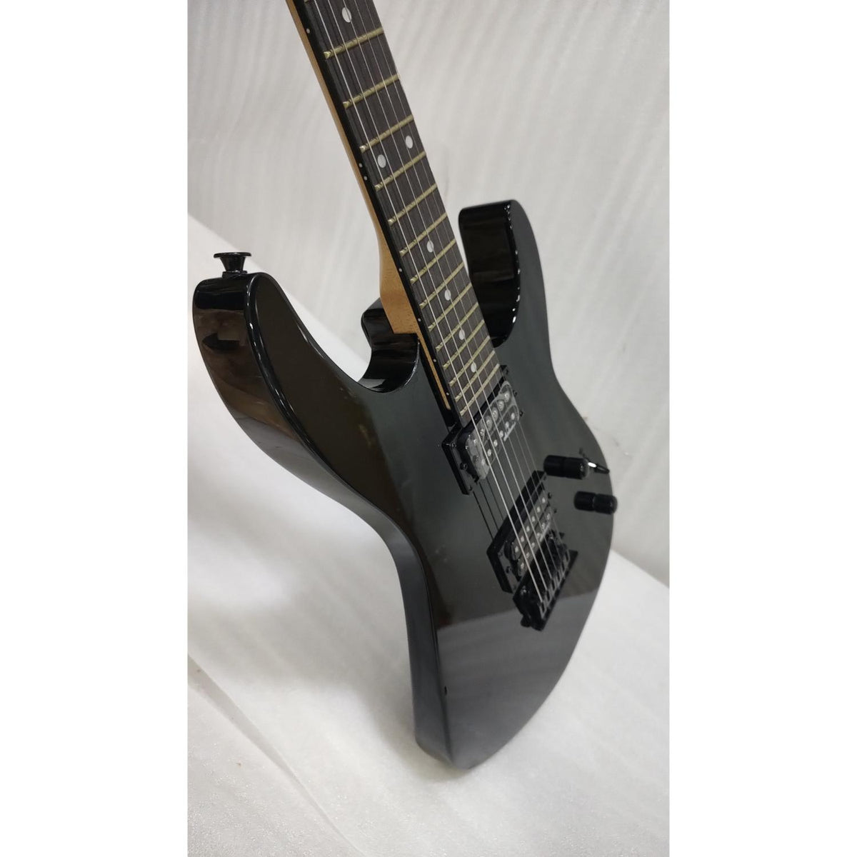 Jackson JS22 DKA Dinky Arch Top Electric Guitar - Open Box