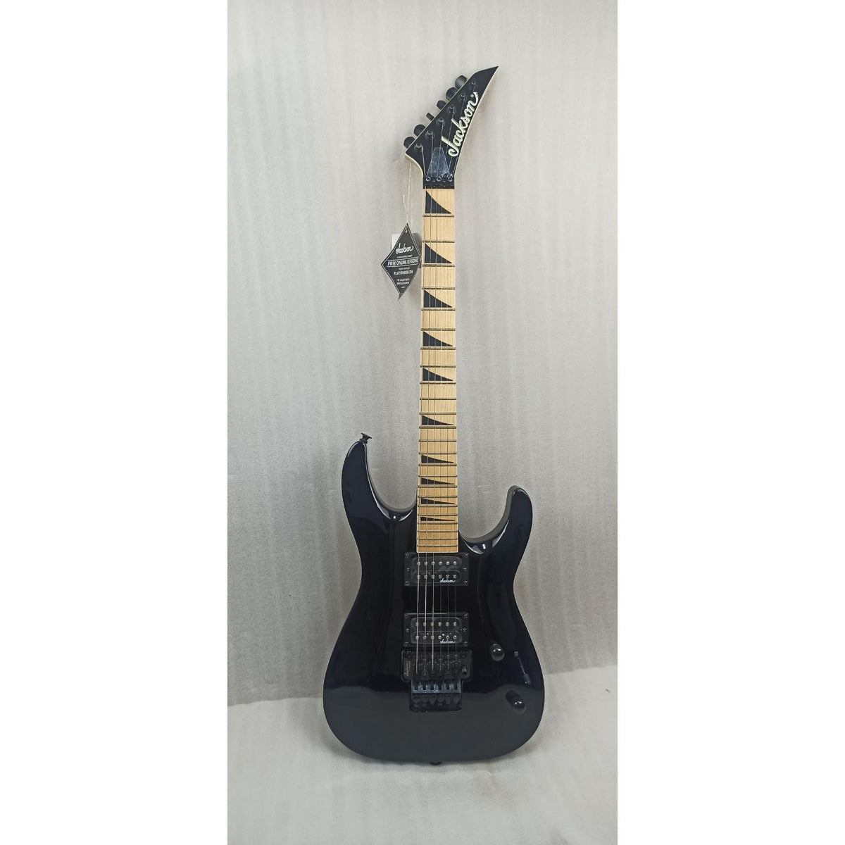 Jackson JS32 DKAM Dinky Arch Top Electric Guitar - Gloss Black - Open Box