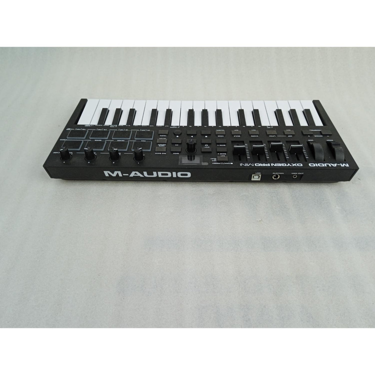 M-Audio Oxygen Pro USB Powered MIDI Controller With Smart Controls & Auto Mapping - Open Box B Stock