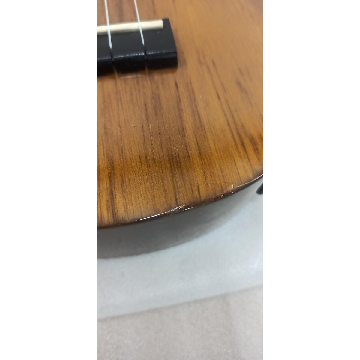 Mahalo Hano Series Electro Acoustic Concert Ukulele - Open Box B Stock