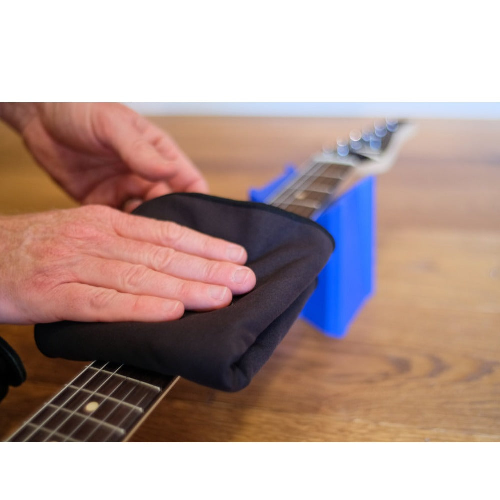 Music Nomad MN241 2 in 1 Beyond Plush Players Cloth