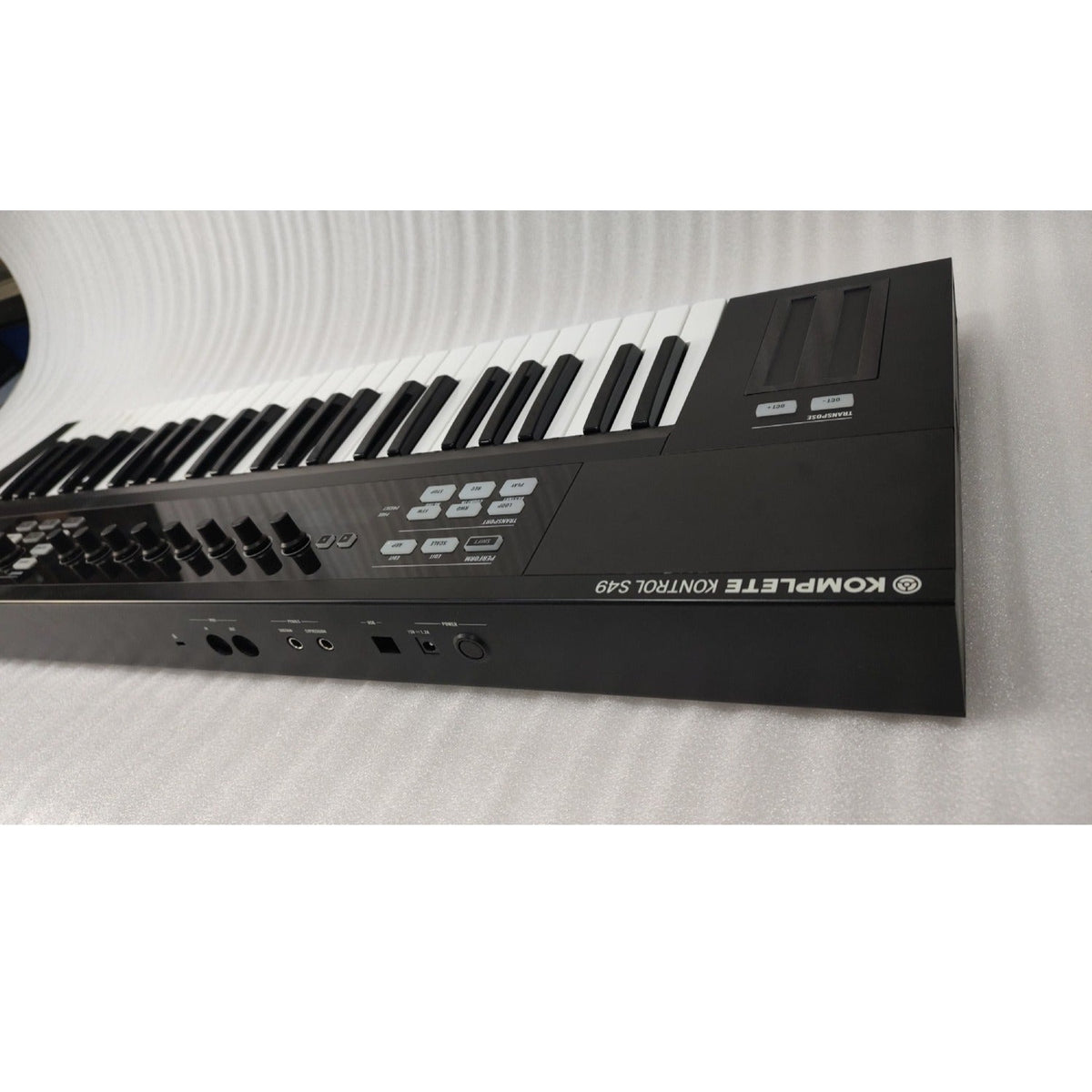 Native Instruments Komplete Kontrol S49 MK1 Midi Keyboard with Free Upgrade To Komplete 12 Select - Open Box