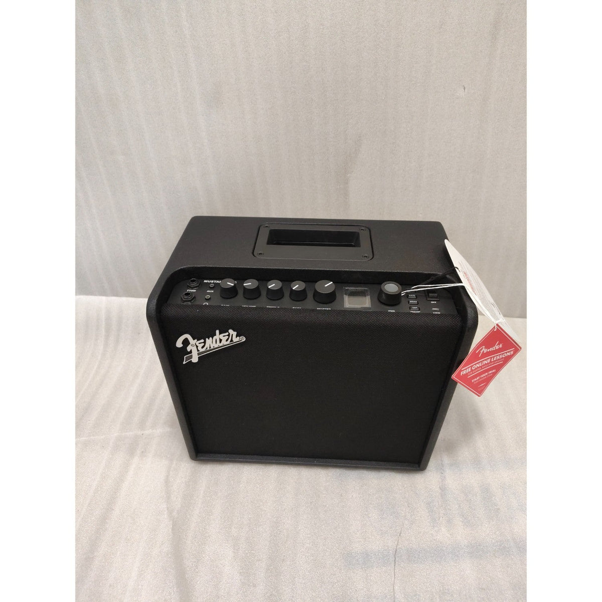 Fender Mustang LT25 Guitar Amplifier - Open Box
