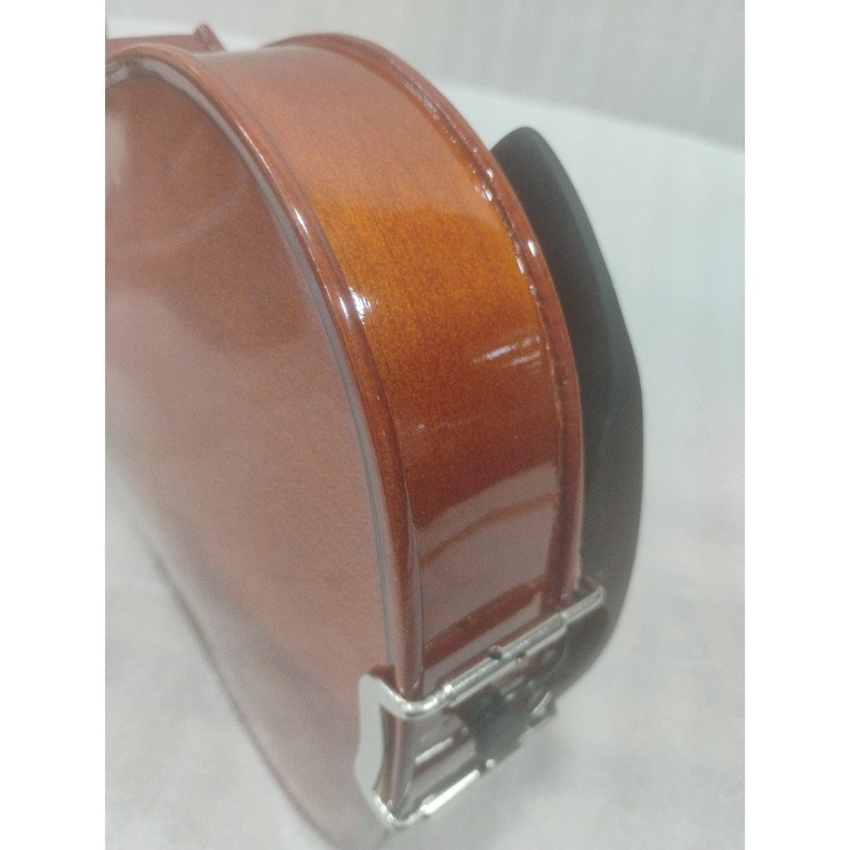 Vault Fiddler 4/4 Violin with Bow, Rosin & Case (Outfit) - Open Box