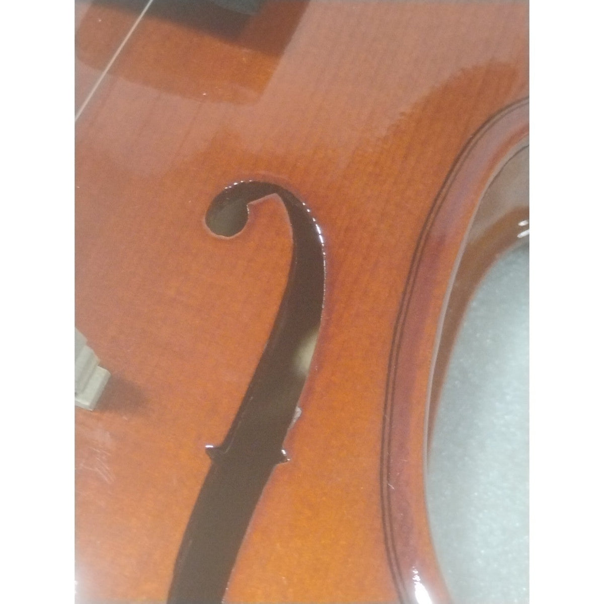 Vault Fiddler 4/4 Violin with Bow, Rosin & Case (Outfit) - Open Box