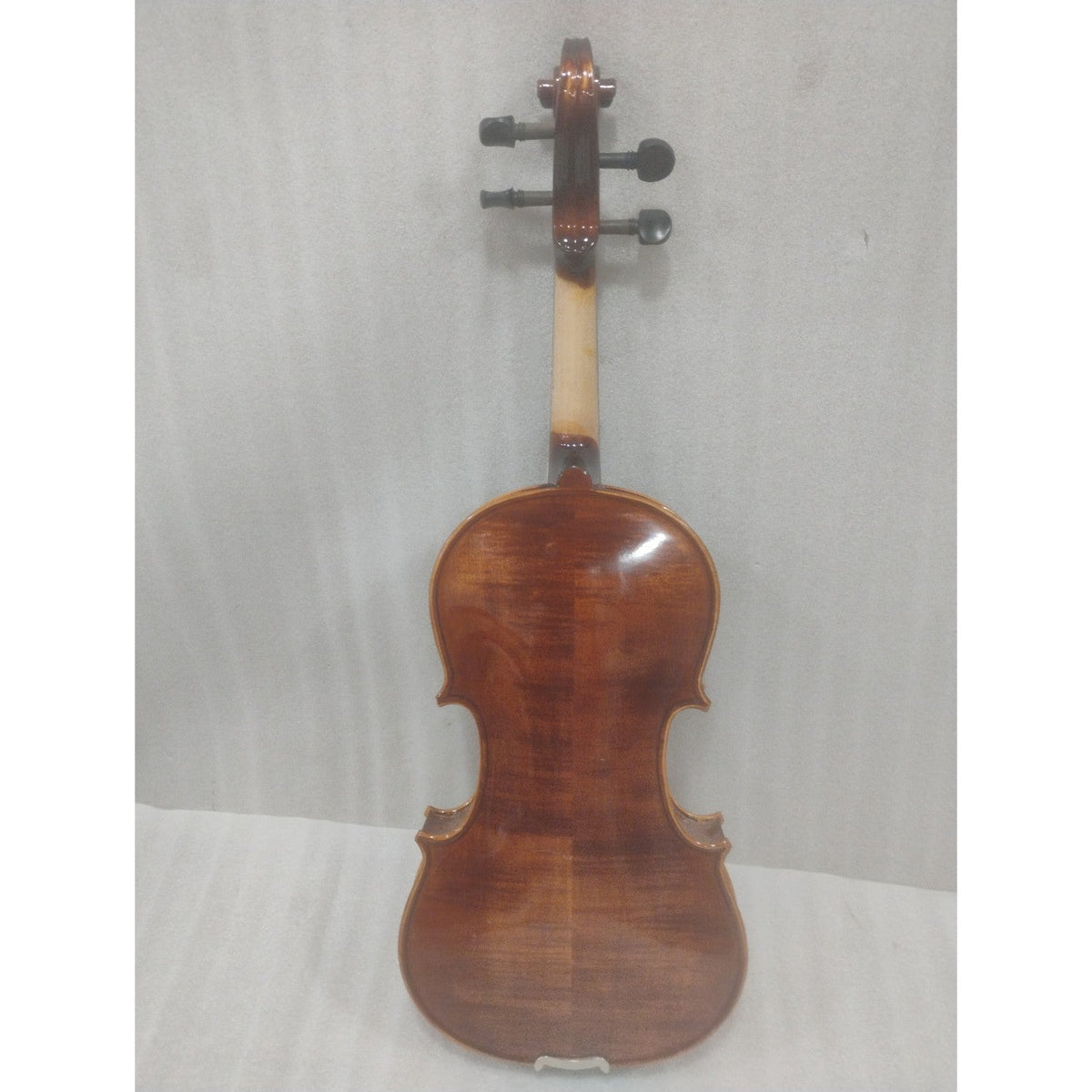 Vault Artisan Solid Body 4/4 Violin with Bow, Rosin & Case (Outfit) - Open Box B Stock