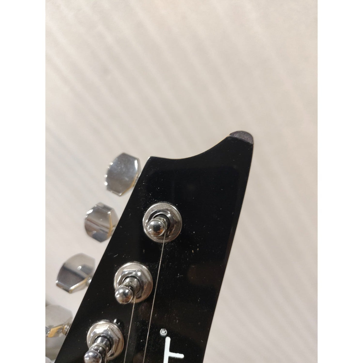 Vault RG1 Soloist Premium Electric Guitar - Open Box