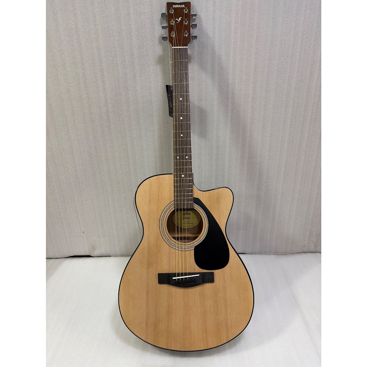 Yamaha FS80C The Ultimate Concert Body Cutaway Acoustic Guitar - Open Box