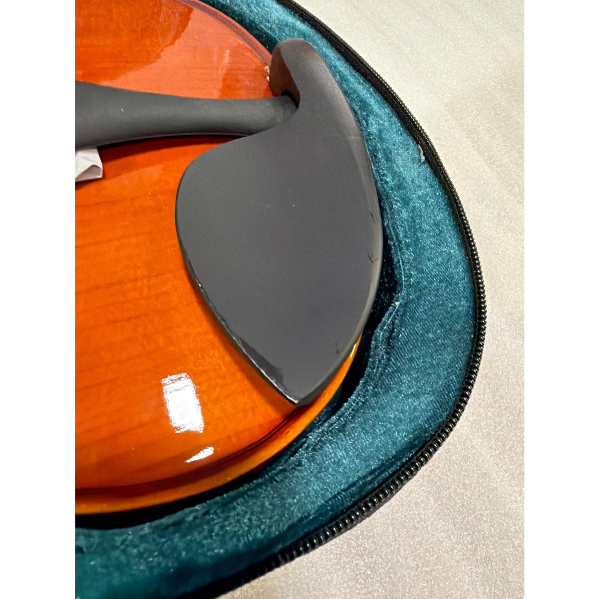 Vault Fiddler 4/4 Violin with Bow, Rosin & Case (Outfit) - Open Box
