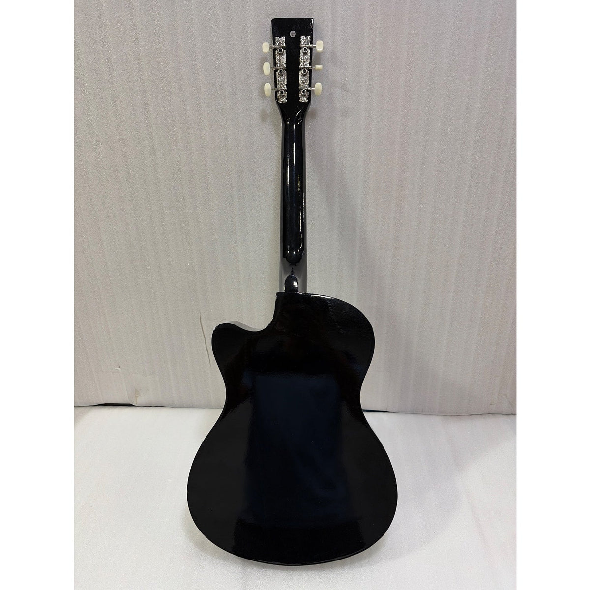 Henrix 38C 38 Inch Cutaway Acoustic Guitar with Dual Action Truss Rod, Gigbag, Picks, String Set, Strap, Cloth & Ebook - Open Box