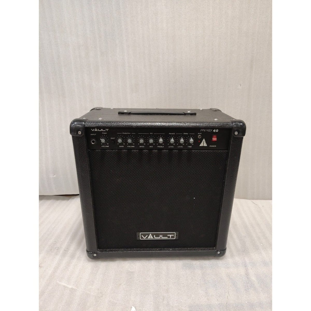 Vault Frenzy 40 Watt Combo Guitar Amplifier with Analog Distortion, Reverb & Delay All Playable Together - Open Box