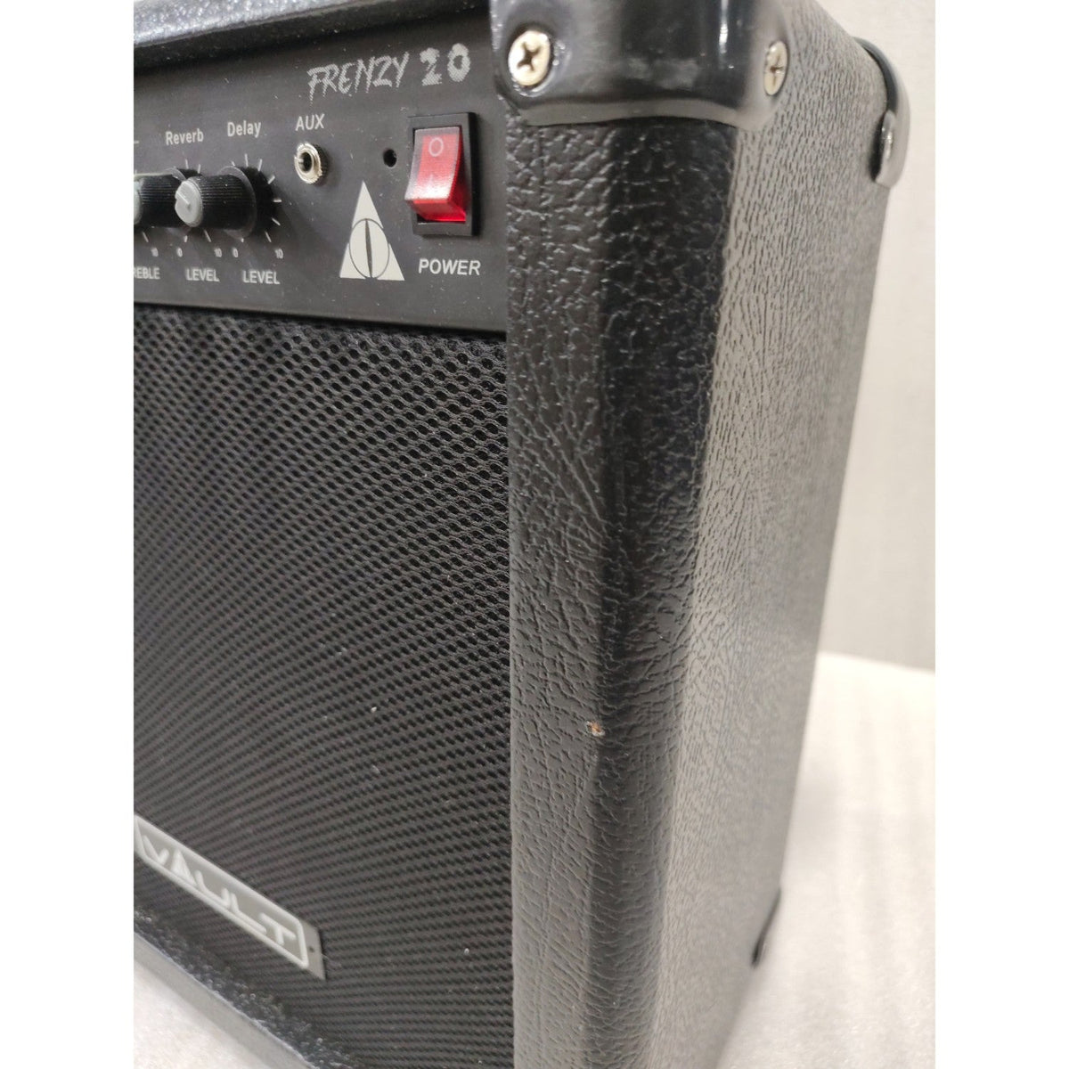 Vault Frenzy 20 Watt Combo Guitar Amplifier with Analog Distortion, Reverb & Delay All Playable Together - Open Box A Stock