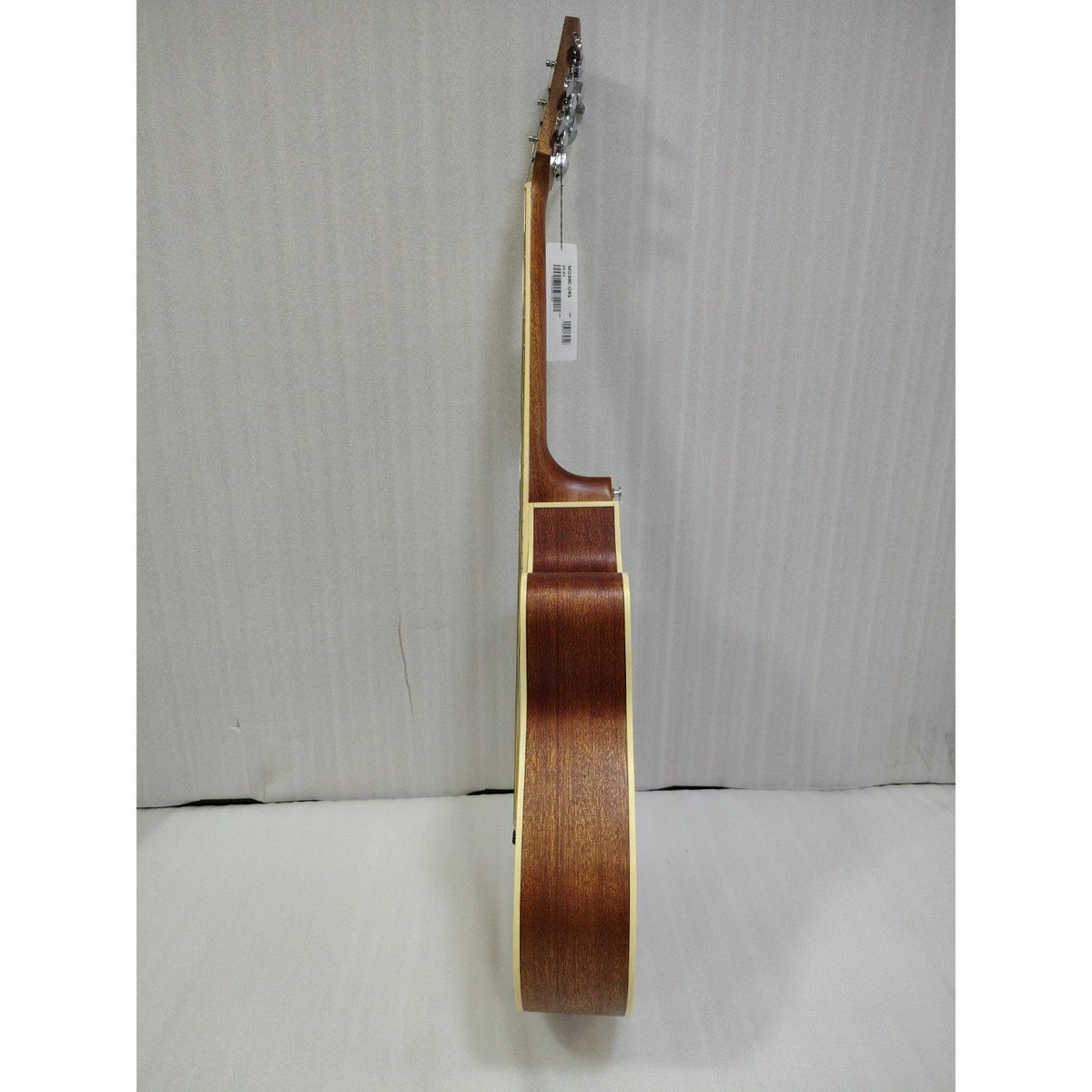 Ibanez MD39C 39 inch Cutaway Acoustic Guitar with Strap, Picks, Polishing Cloth & Ebook - Duplicate - Open Box