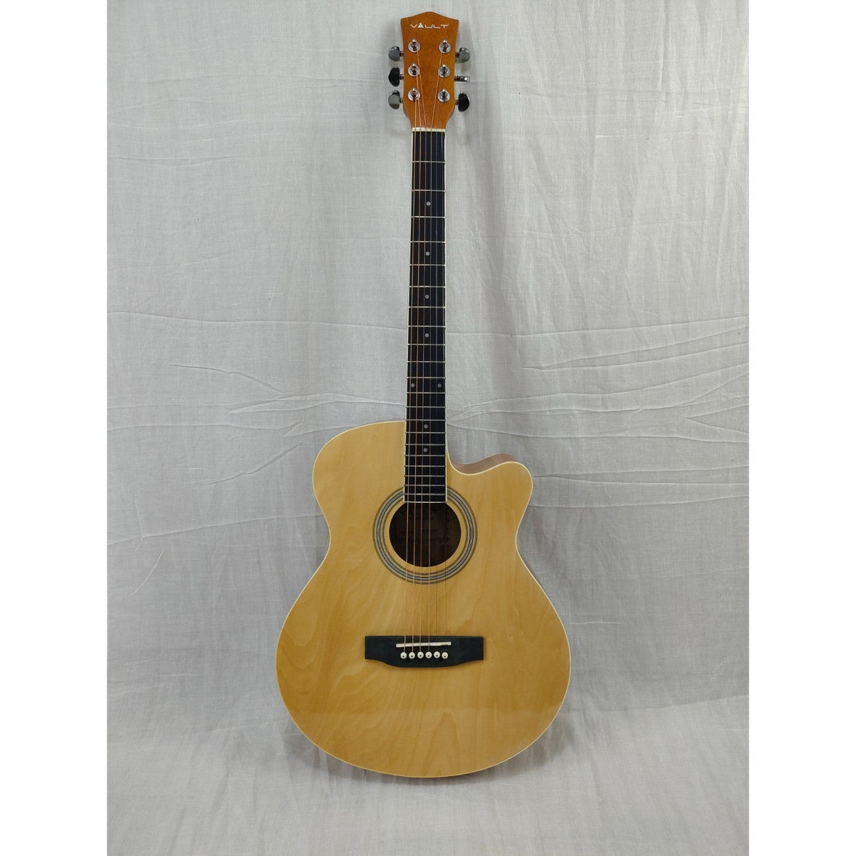 Vault EA20 Cutaway Acoustic Guitar - Open Box B Stock
