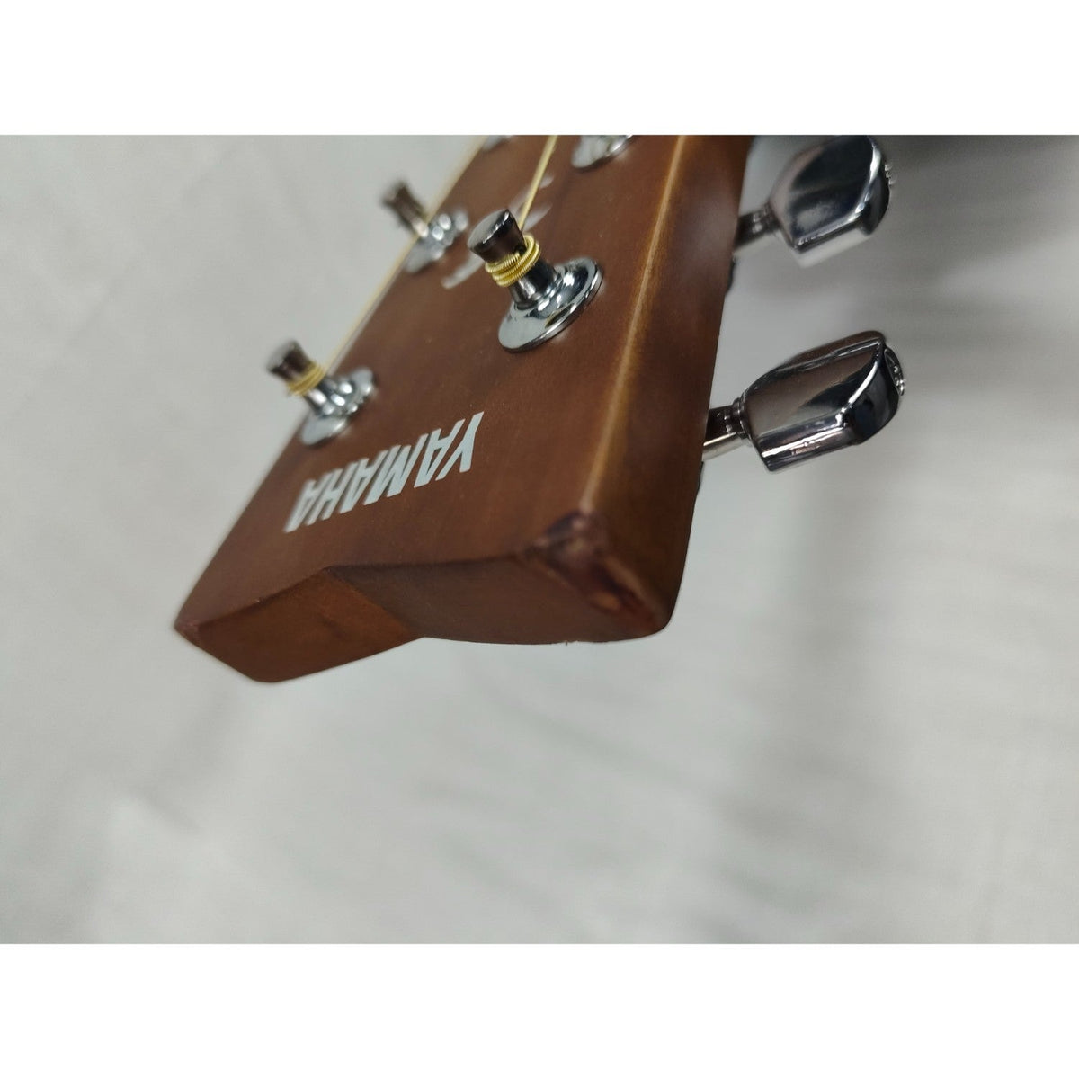 Yamaha F280 40 Inch Acoustic Guitar - Open Box