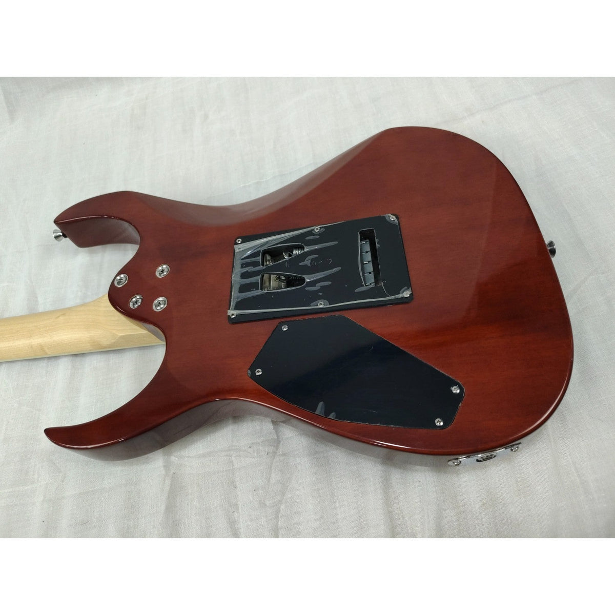 Vault Performer Pro RG 6 String Electric Guitar - High Gloss Solid Mahogany - Open Box