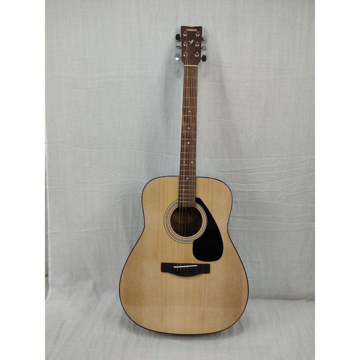 Yamaha F280 40 Inch Acoustic Guitar - Open Box