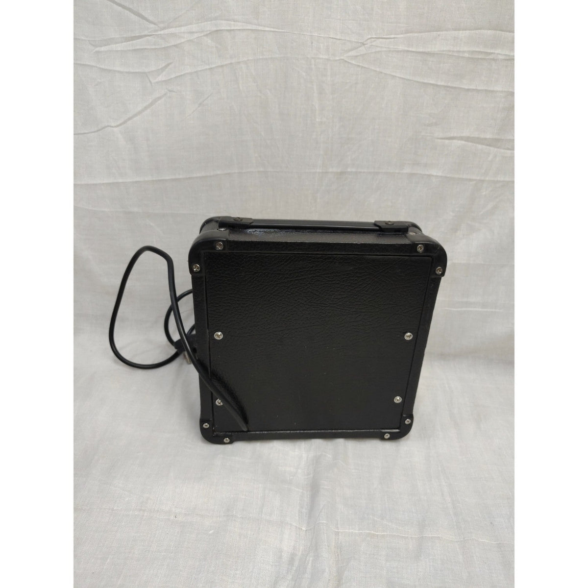 Vault GA10 Guitar Amplifier - 10 watts - Open Box B Stock