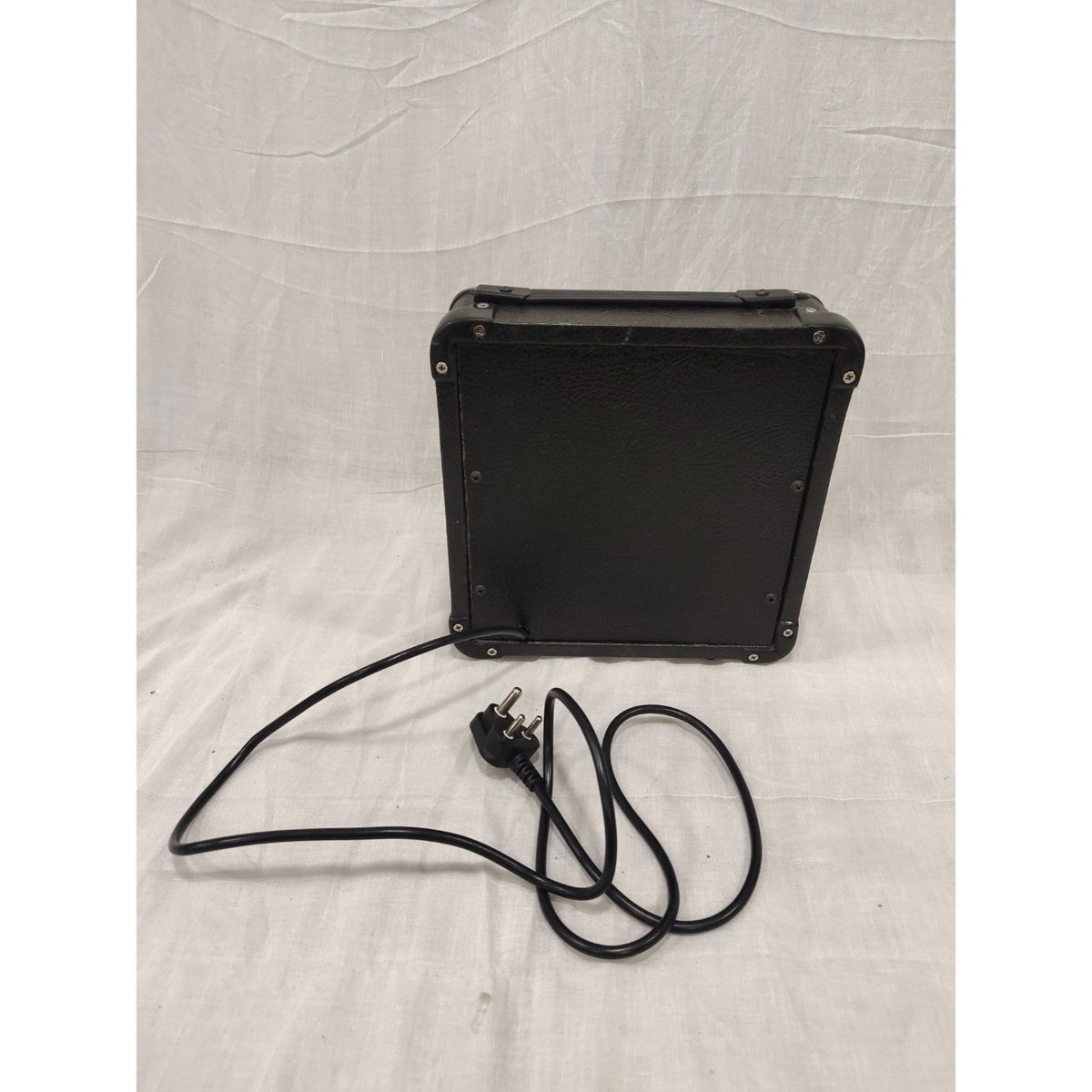 Vault GA10 Guitar Amplifier - 10 watts - Open Box A Stock