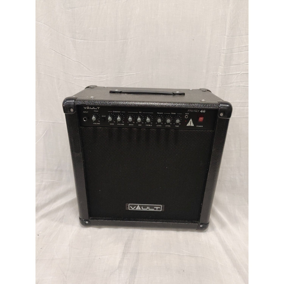 Vault Frenzy 40 Watt Combo Guitar Amplifier with Analog Distortion, Reverb & Delay All Playable Together - Open Box