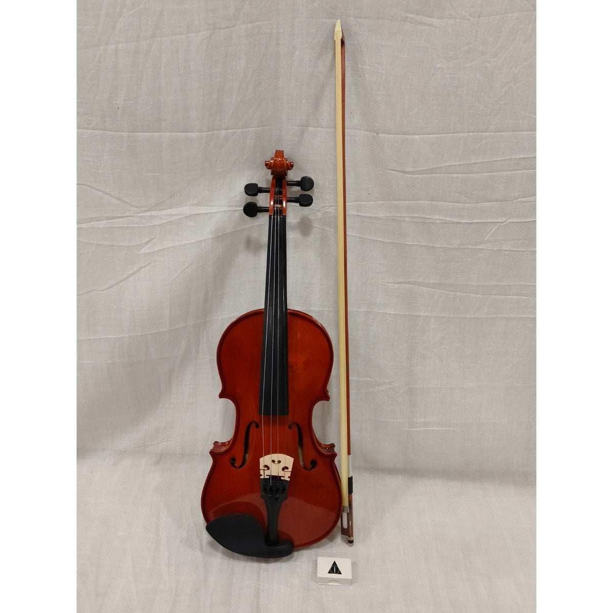 Vault Fiddler 4/4 Violin with Bow, Rosin & Case (Outfit) - Open Box
