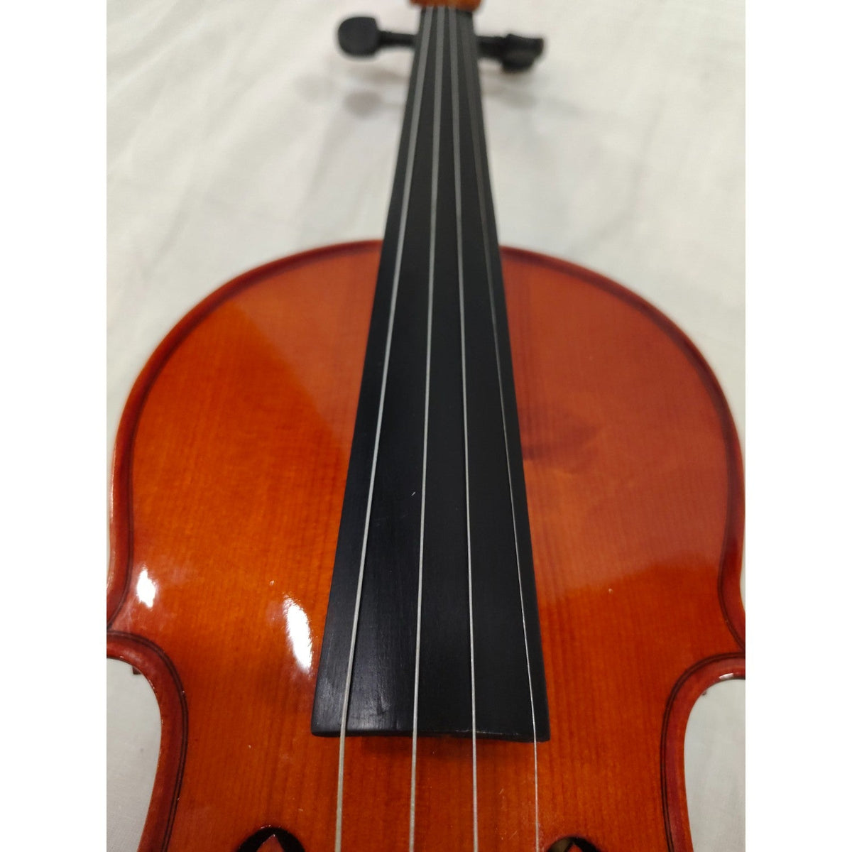 Vault Fiddler 4/4 Violin with Bow, Rosin & Case (Outfit) - Open Box