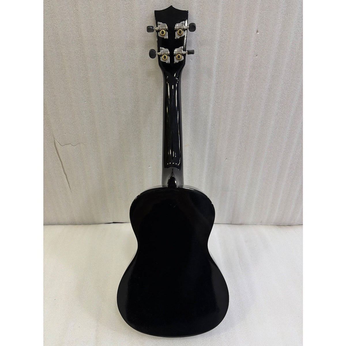 Vault UK-003 Concert Colourful Ukulele 23 inch With Gig Bag - Open Box
