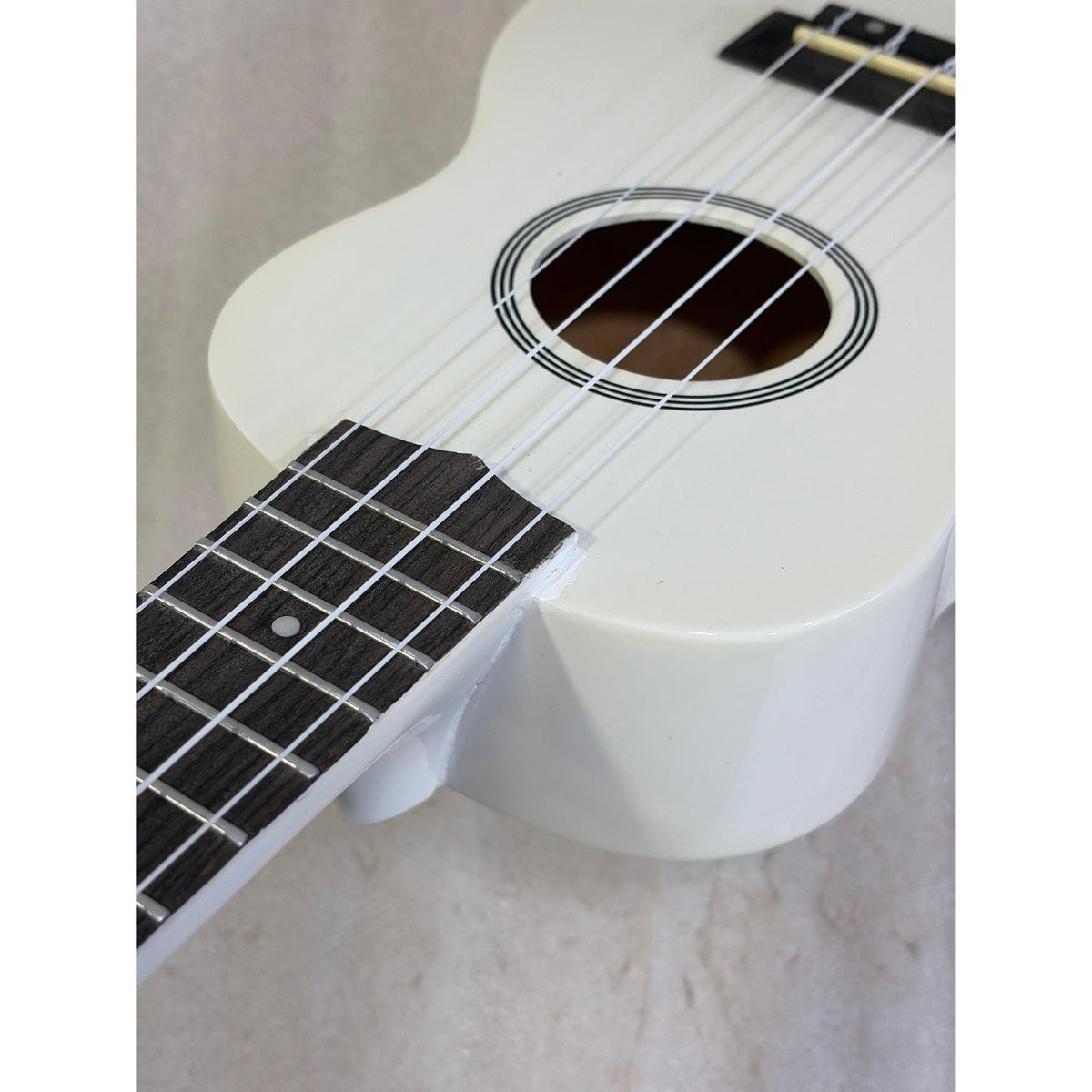 Vault UK-003 Soprano Colourful Ukulele 21 inch With Gig Bag - Open Box