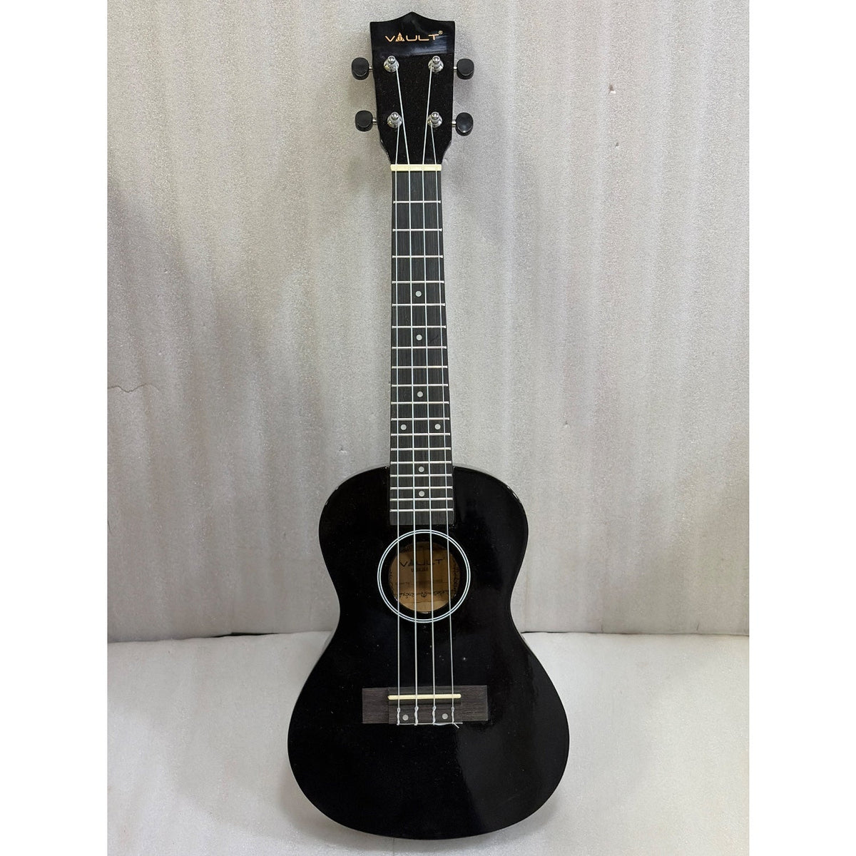 Vault UK-003 Concert Colourful Ukulele 23 inch With Gig Bag - Open Box