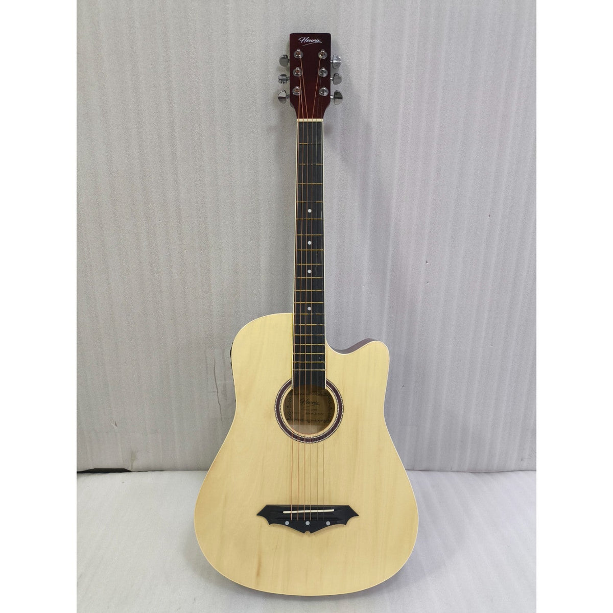 Henrix PRO 38C 38 Inch 6 String Cutaway Acoustic Guitar - Open Box
