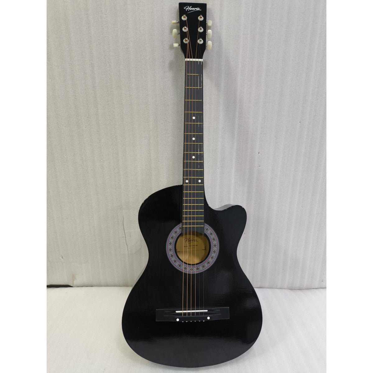 Henrix 38C 38 Inch Cutaway Acoustic Guitar with Dual Action Truss Rod, Gigbag, Picks, String Set, Strap, Cloth & Ebook - Open Box