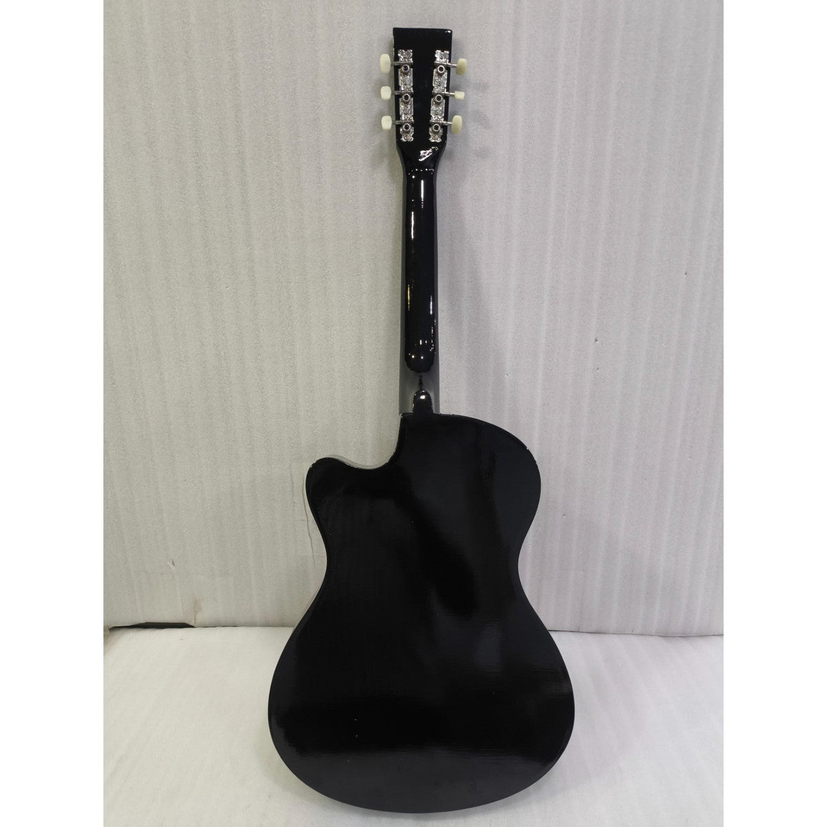 Henrix 38C 38 Inch Cutaway Acoustic Guitar with Dual Action Truss Rod, Gigbag, Picks, String Set, Strap, Cloth & Ebook - Open Box