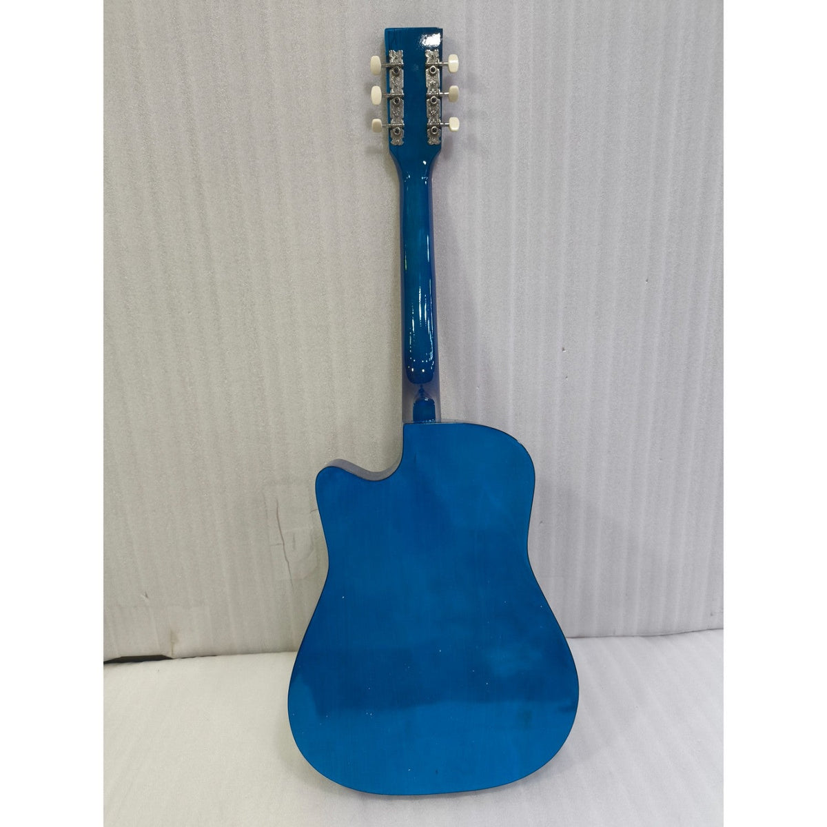 Henrix 38C 38 Inch Cutaway Acoustic Guitar with Dual Action Truss Rod, Gigbag, Picks, String Set, Strap, Cloth & Ebook - Open Box