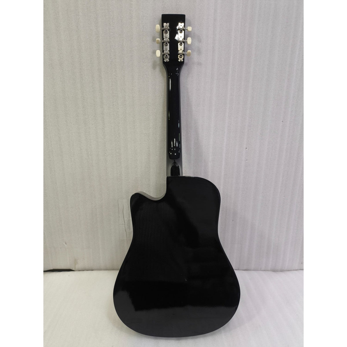 Henrix 38C 38 Inch Cutaway Acoustic Guitar with Dual Action Truss Rod, Gigbag, Picks, String Set, Strap, Cloth & Ebook - Open Box