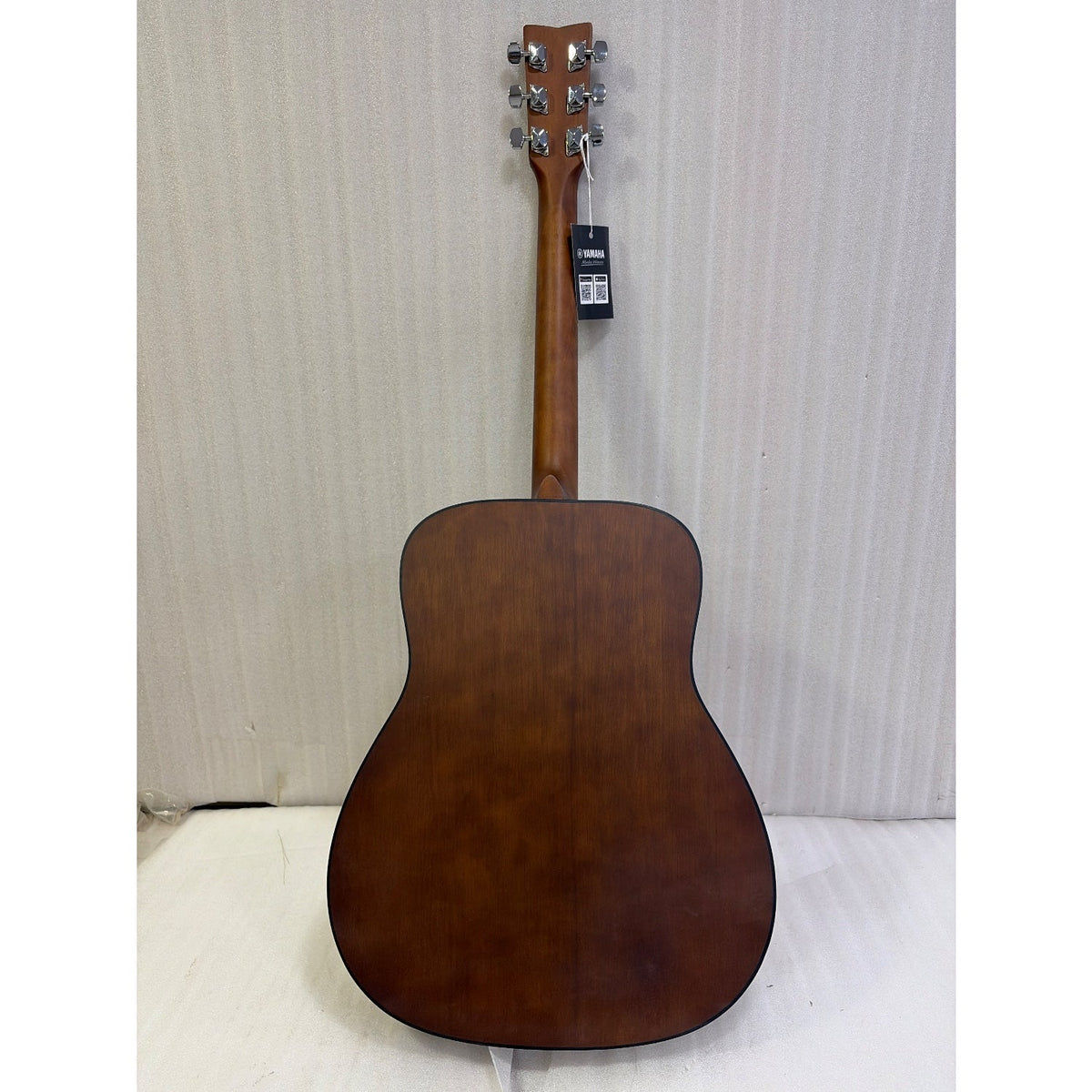 Yamaha F280 40 Inch Acoustic Guitar - Open Box