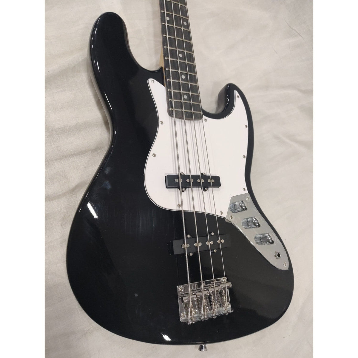 Vault JB4 Jazz Bass 4-String Bass Guitar - Open Box
