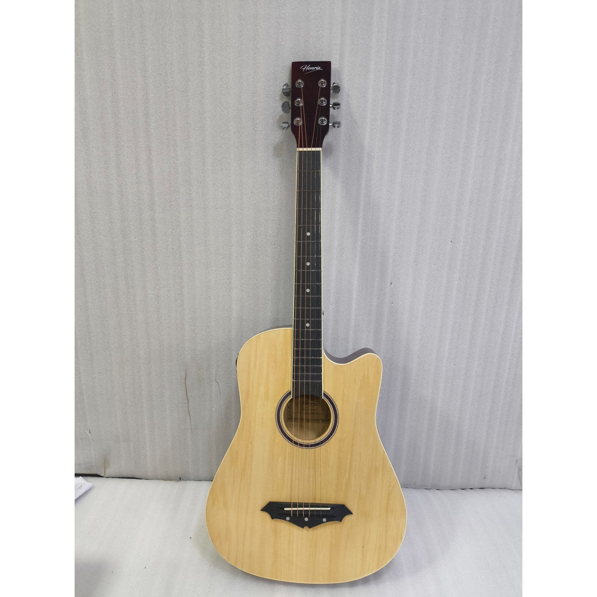Henrix PRO 38C 38 Inch 6 String Cutaway Acoustic Guitar - Open Box