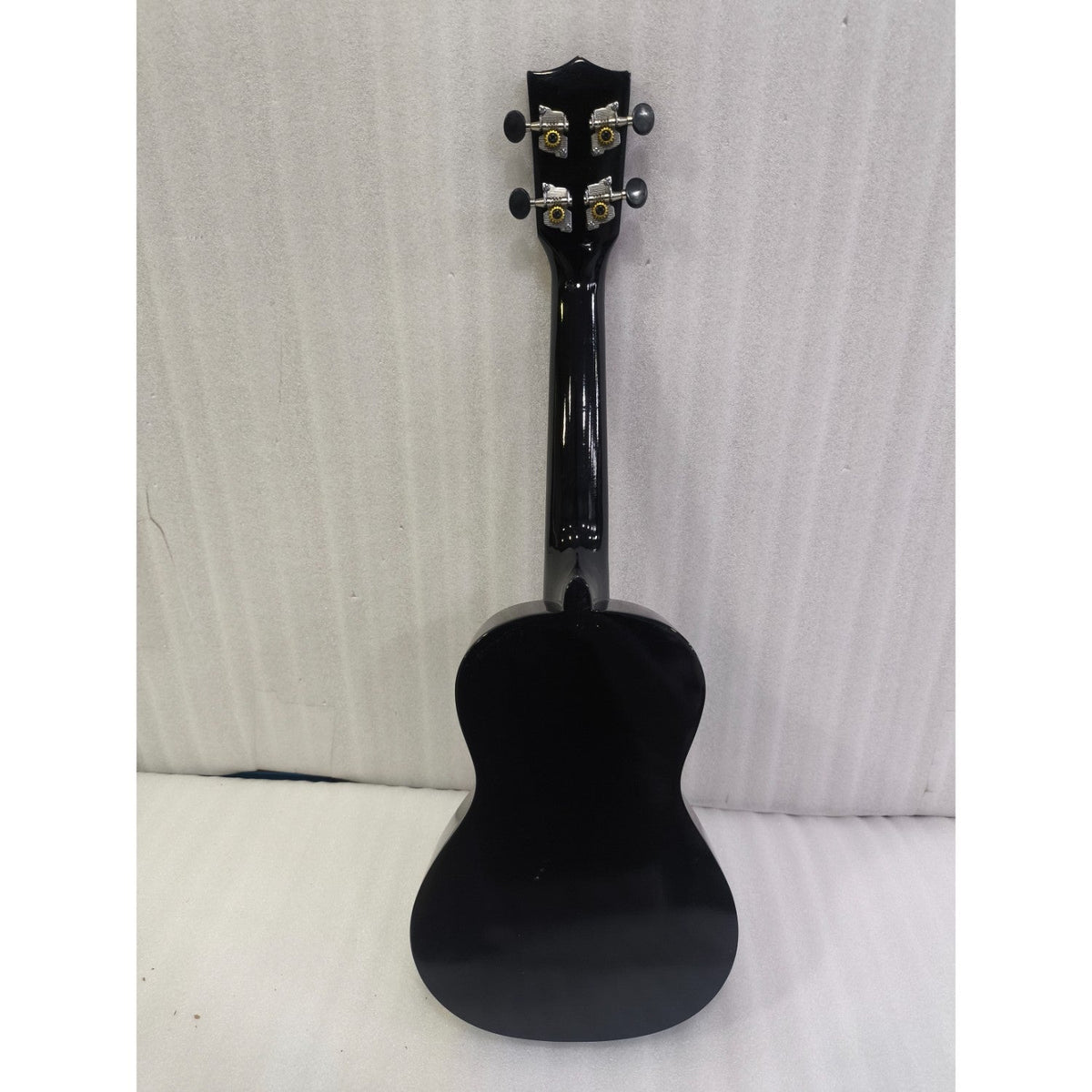 Vault UK-003 Concert Colourful Ukulele 23 inch With Gig Bag - Open Box