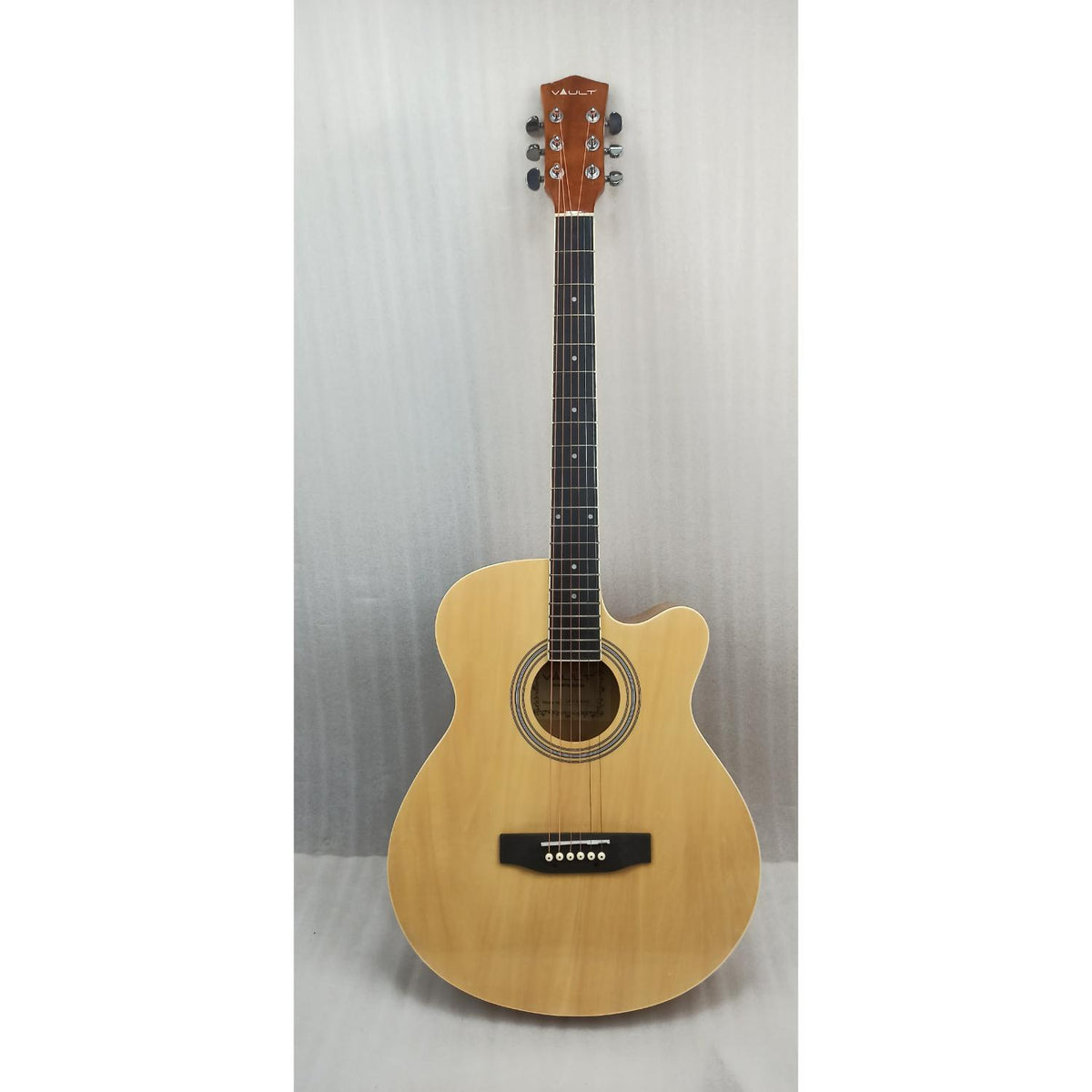 Vault EA20 Cutaway Acoustic Guitar - Open Box B Stock