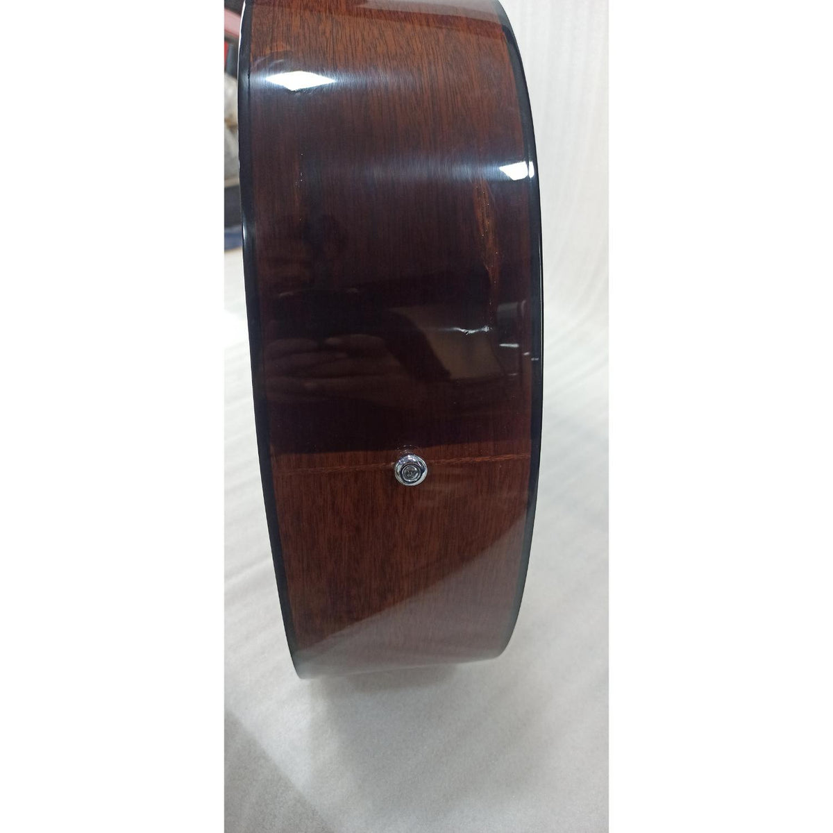 Vault Artisan Premium Acoustic Guitar with Solid Spruce Top and Solid Mahogany Back and Sides - Open Box